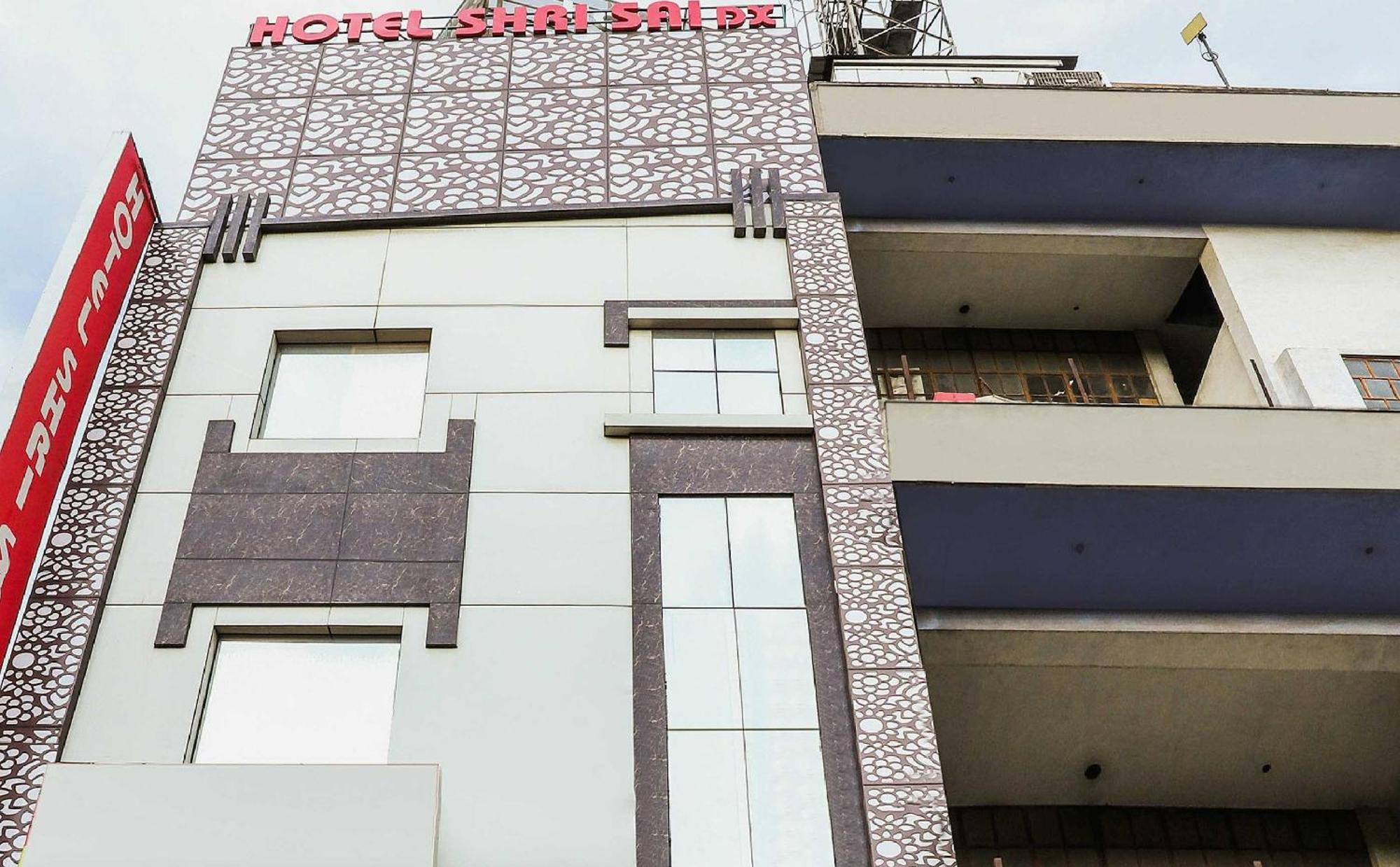 Hotel O Shri Sai Delhi Kültér fotó