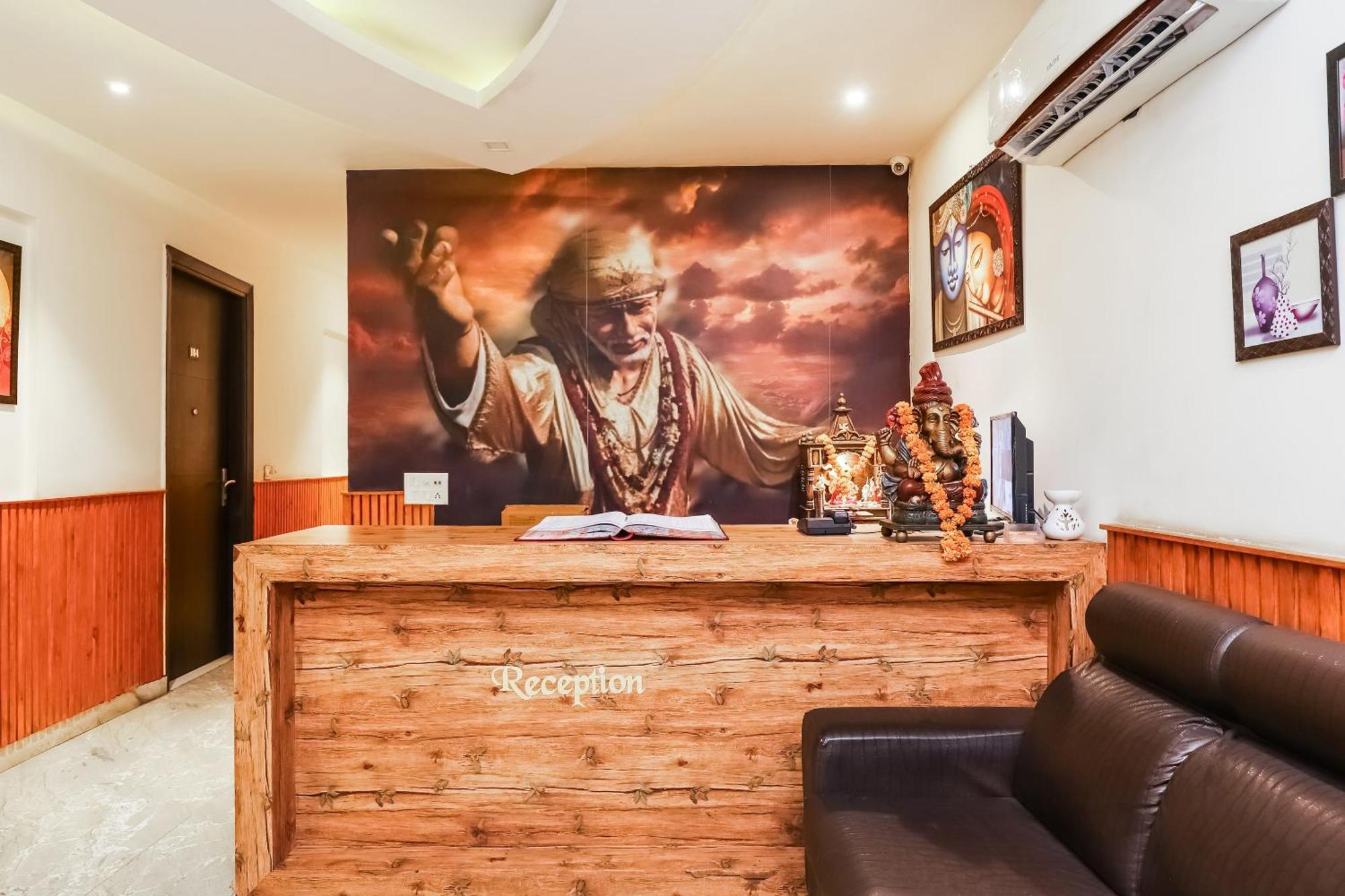 Hotel O Shri Sai Delhi Kültér fotó