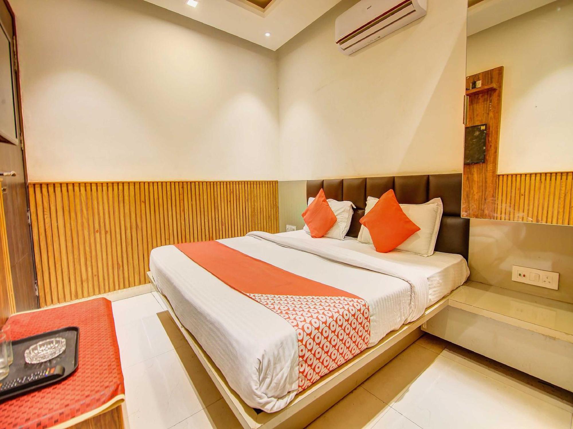 Hotel O Shri Sai Delhi Kültér fotó